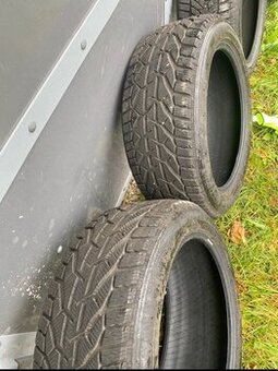 Zimní pneu Sebring Snow 245/45 r18 Dot24  8mm