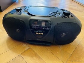 Rádio magnetofon s CD přehrávačem