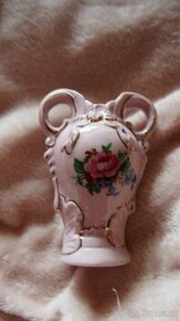 Růžový porcelán, vázička/amfora