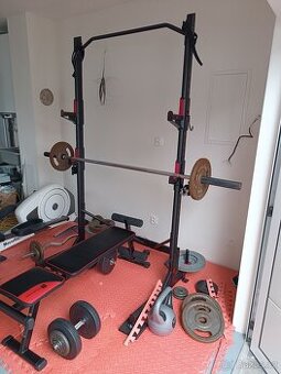 Posilovací věž, hrazda, rack, lavice, činky, osa