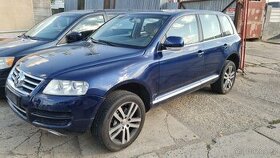 NÁHRADNÍ DÍLY - VW TOUAREG 3,0TDi 165KW BKS, barva D5Q