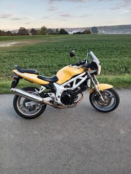 Suzuki SV650 - 1