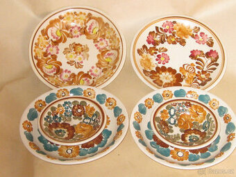 KERAMIKA- dekorativní talíře 4 ks,2x24cm,2x15cm-