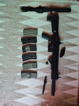 Airsoft zbraň hk416