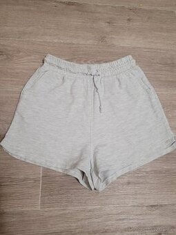 Krásné teplákové kraťasy vel.XS Zn.Cropp