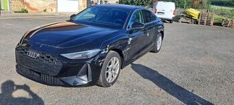 Audi A5 2.0TDI 150kw 2/2025 2 800km