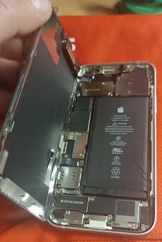 Apple iPhone 12 64GB na ND praskl lcd