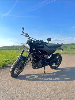 Husqvarna Svartpilen 401