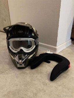 Dětská motorkrosová přilba velikost XS + vybavení