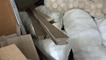 Podkladové hranoly z dřevoplastu 40x22x2850mm