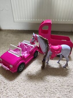 Steffi a přívěs pro koně