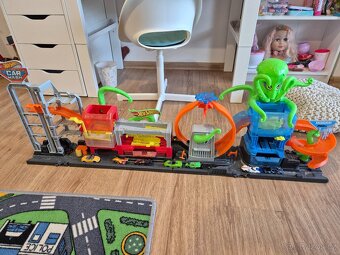 Hot Wheels myčka. PHA/TAB/ČB