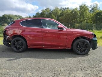 Alfa Romeo Stelvio 2.0T 206kw HAVAROVANÉ,  DPH