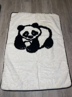 Deka z jehněčí vlny motiv panda