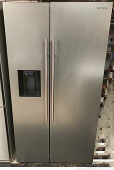 Americká Lednice s ledovačem A++