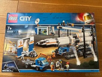 Lego City, 60229, Montáž a přeprava vesmírné rakety
