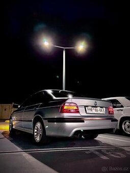 BMW E39 523i M-Sport | manuál | Arctic Silver