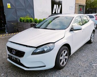 Volvo V40 2,0 D3 110kw - Náhradní díly