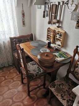 Jídelní set, dvě lavice, dvě židle, stůl, dřevěné