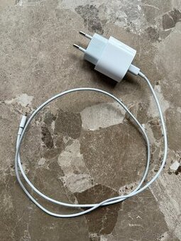 Prodám originální rychlonabíječku Apple – jako nová