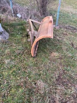 Lžíce na čelní nakladač