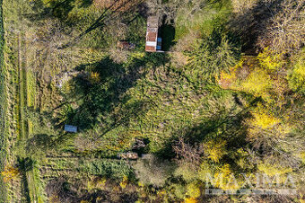 Pozemek o ploše 935 m2 - Dobříč, Dobříč - 1