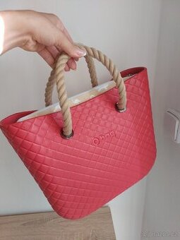 Obag mini matelasse red