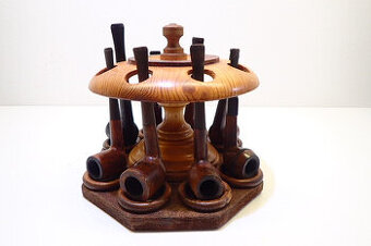 Dýmka - 8 kusů na stojánku - stará sbírka 