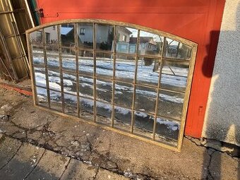 Industriální zrcadlo