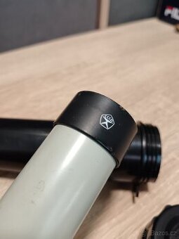 Dalekohled monokulár 10x30 top stav