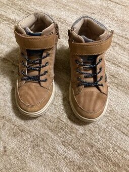 Chlapecké kotníkové boty vel.28