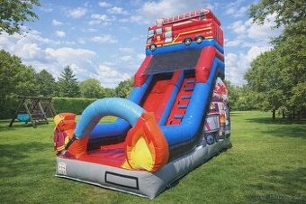 Nafukovací skluzavka Požární auto 6x3x6 m