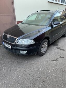 ŠKODA OCTAVIA II. 2,0TDI 103kW automat – na náhradní díly