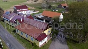 Víceúčelový  areál (5 620 m2) Velká Chmelištná, okr. Rakovní