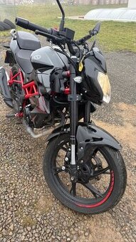 Benelli BN135