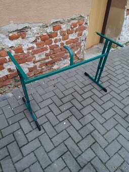 Železný rám na pracovní stůl, stolek