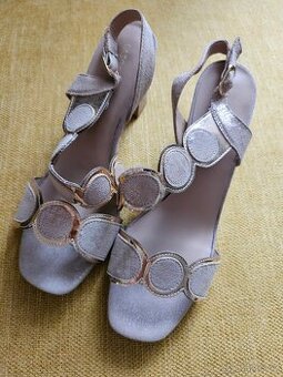 Dámské nové kožené sandály Lasocki