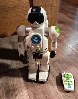 Interaktivní robot Zigy