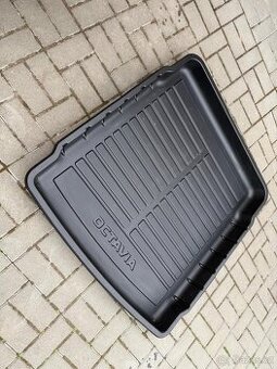 Plastová vana do kufru Octavia III Liftback 2013-2021