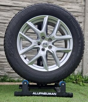 5x108 Volvo XC60 R18 +❄️ zimní pneu ZÁNOVNÍ STAV