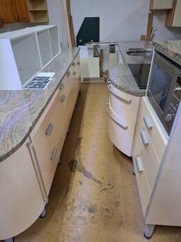 kuchyňská linka 136