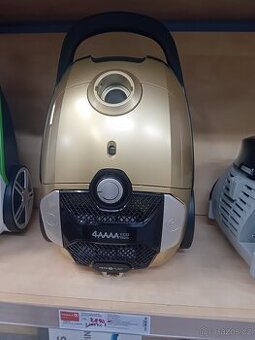 Výkonný vysavač ETA Avanto – HEPA filtr, tichý provoz, spole