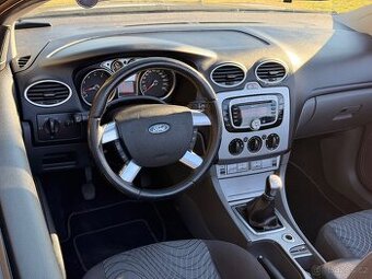 Ford Focus Cabrio Pininfarina Coupe-Cabrio (CC)