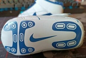 Nové botičky Nike