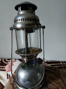 Univerzální tlaková petrolejová lampa