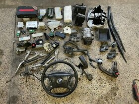 BMW E39 E46 E38 DÍLY jednotky motorky zámky atd