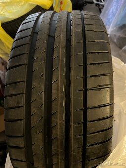Michelin Pilot Sport 4 245/35 R20 95W