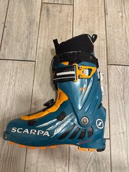Scarpa F1