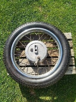 Prodám díly na jawa panelka 250/559 a jawa 50 pionýr