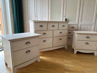 Celodřevěná ložnice JITONA VENETO, perfektní stav